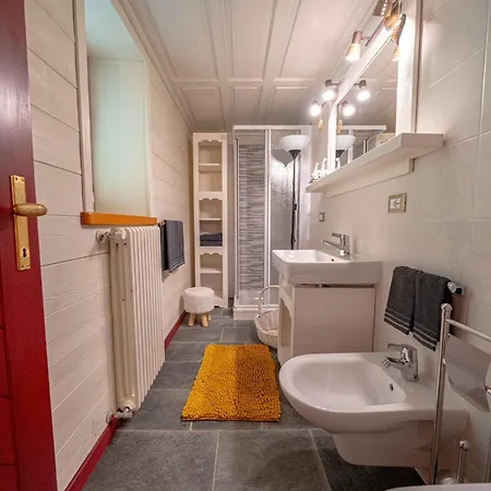 Adele Holiday home *