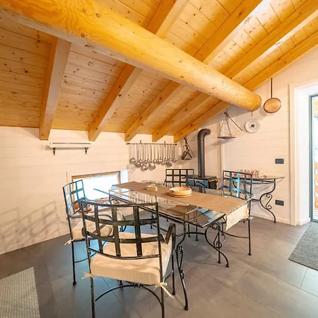Adele Holiday home Novate Mezzola