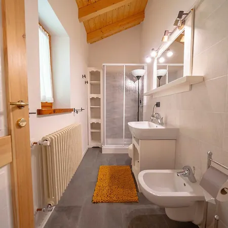 Adele Holiday home Novate Mezzola